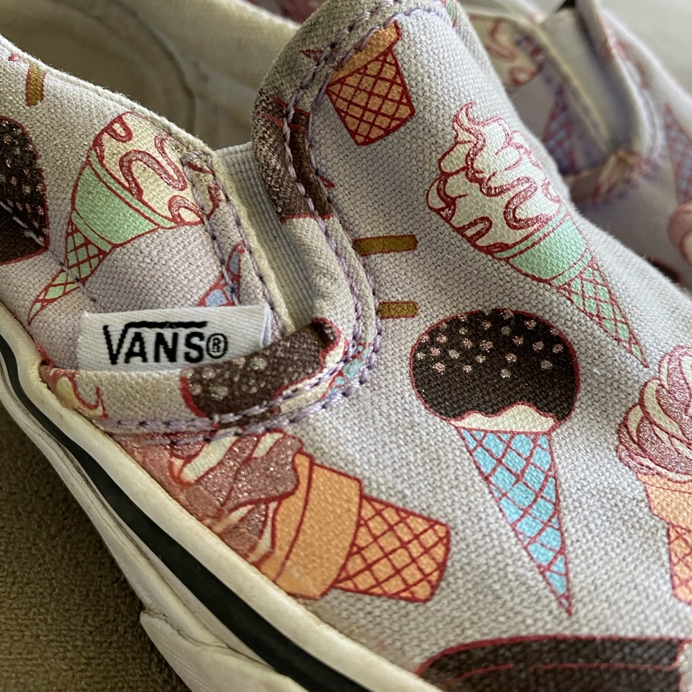 Vans Kids Girls Classic Slip-On Glitter Ice Cream Lavender Shoes Size 12 US
